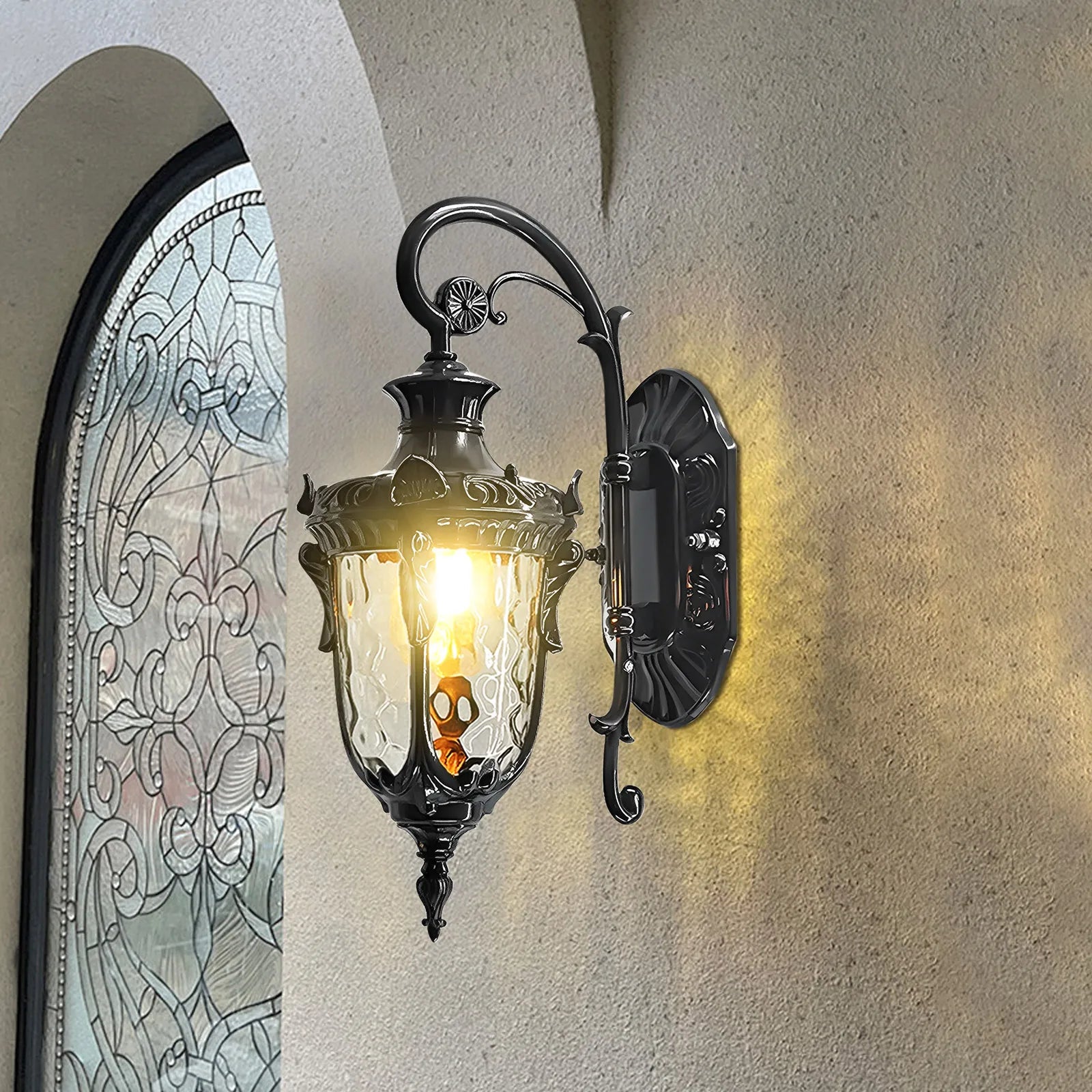 Outdoor Wall Light Fixture